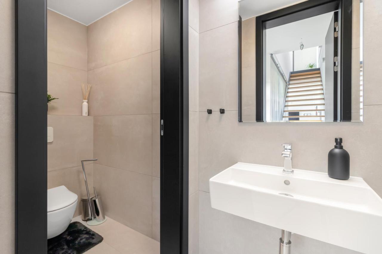 Luxury Penthouse Prague Apartment Exterior photo